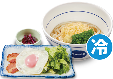 月見うどんページ 冷やしはいからうどん ベーコンエッグ｜ なか卯の商品 ｜ 丼ぶり
