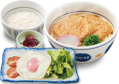 きつねうどん
ベーコンエッグ＋ごはん(小盛)